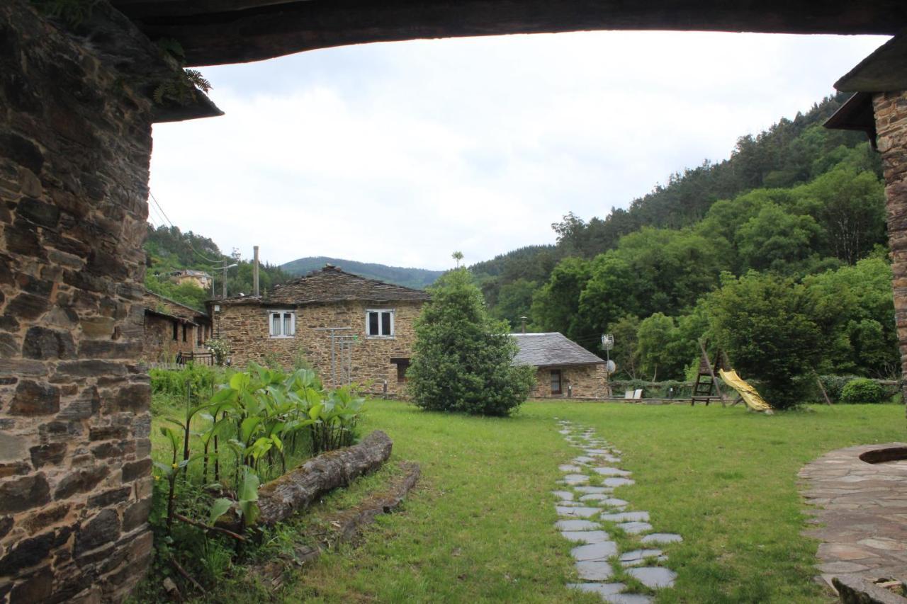 Casas Rurales Tareira En ตารามุนดี ภายนอก รูปภาพ